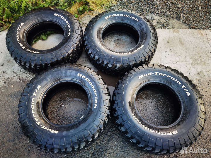 Bfgoodrich Mud-Terrain T/A KM2 285/75 R16