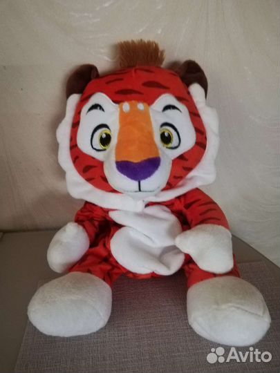 Мягкая игрушка тигрёнок с кармашком