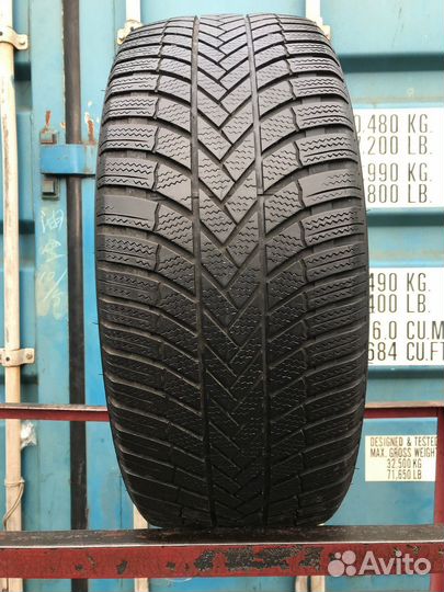 Bridgestone Blizzak LM-005 245/40 R19