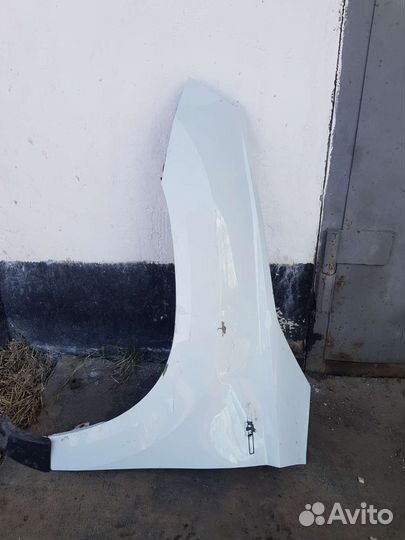 Крыло skoda карок