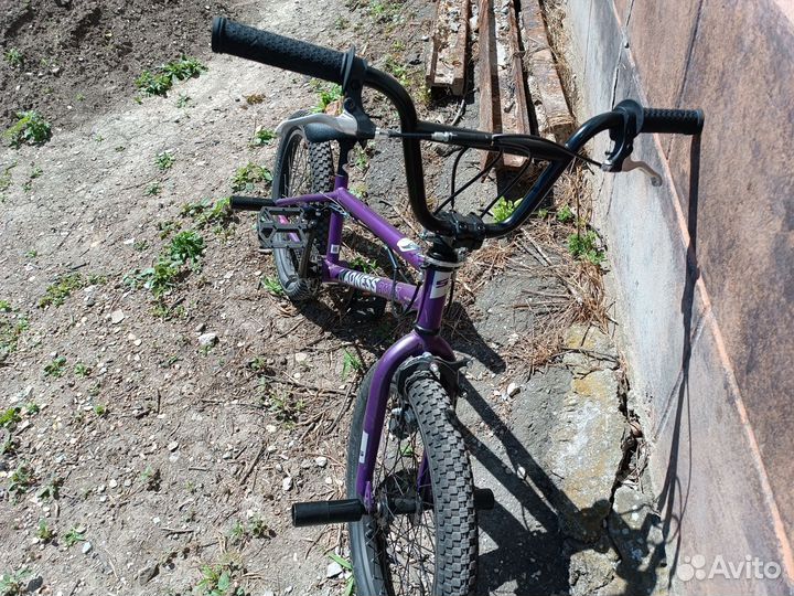 Продам bmx норм состояние всего ему 2 месяца
