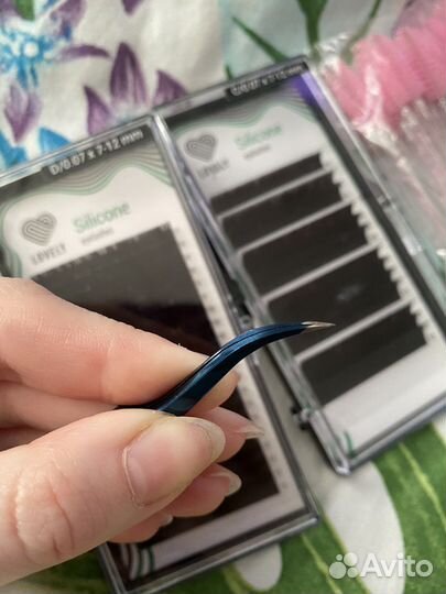 Для наращивания ресниц