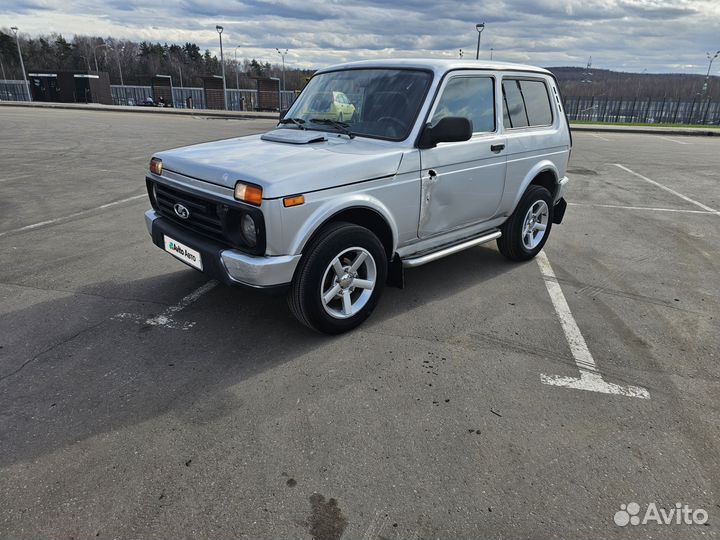 LADA 4x4 (Нива) 1.7 МТ, 2016, 220 000 км