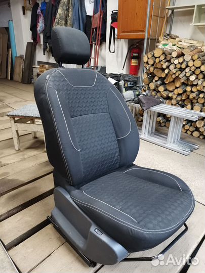 Сиденье пассажирское