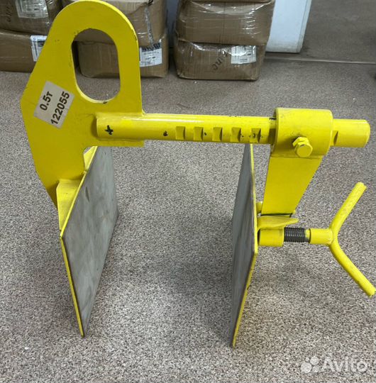 Захват для сэндвич панелей