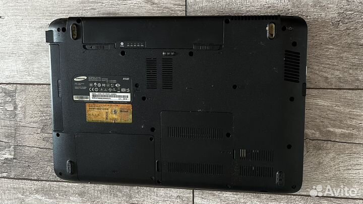 Samsung NP-R540-JS06RU