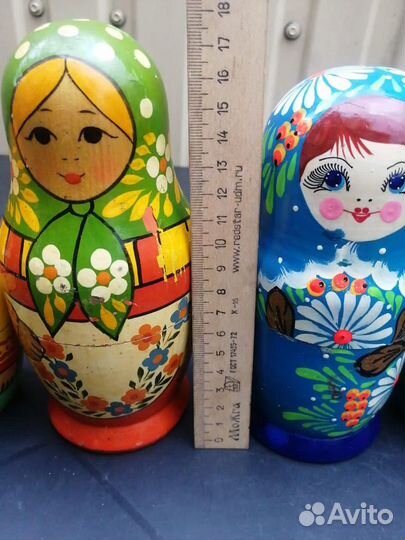 Матрешки сувенирные