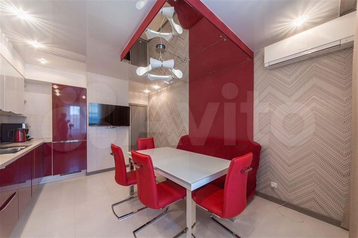 2-к. квартира, 80 м², 10/23 эт.