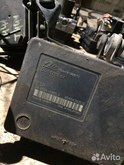 Блок ABS Mazda 3 BK MPS