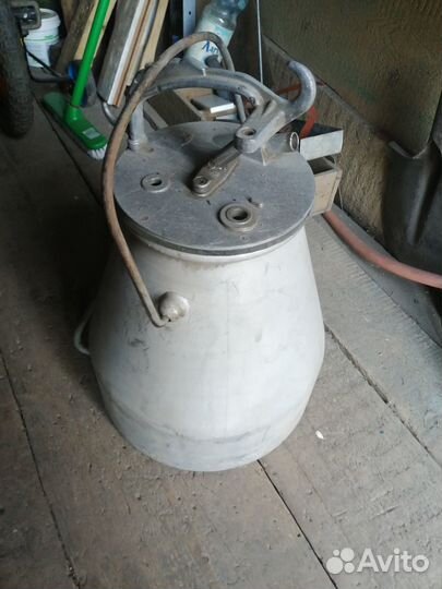 Бидон от доильного аппарата времен СССР