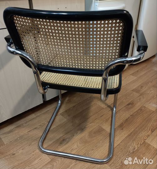 Винтажное кресло Cesca B64