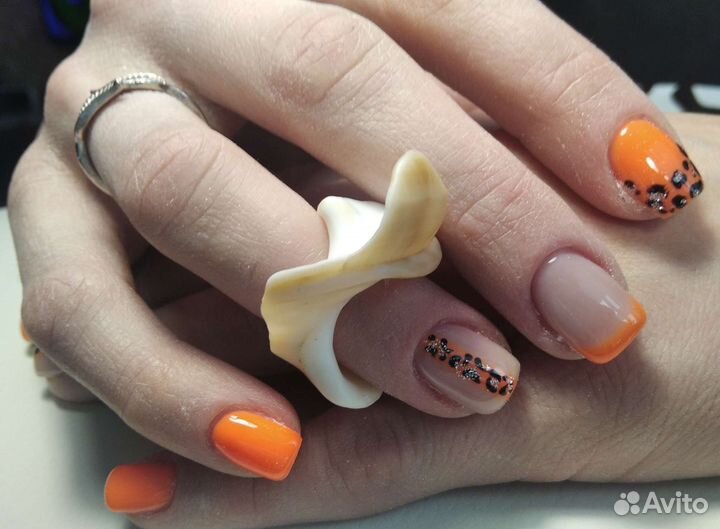 Маникюр, педикюр, наращивание ногтей