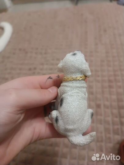 Статуя собаки удачи