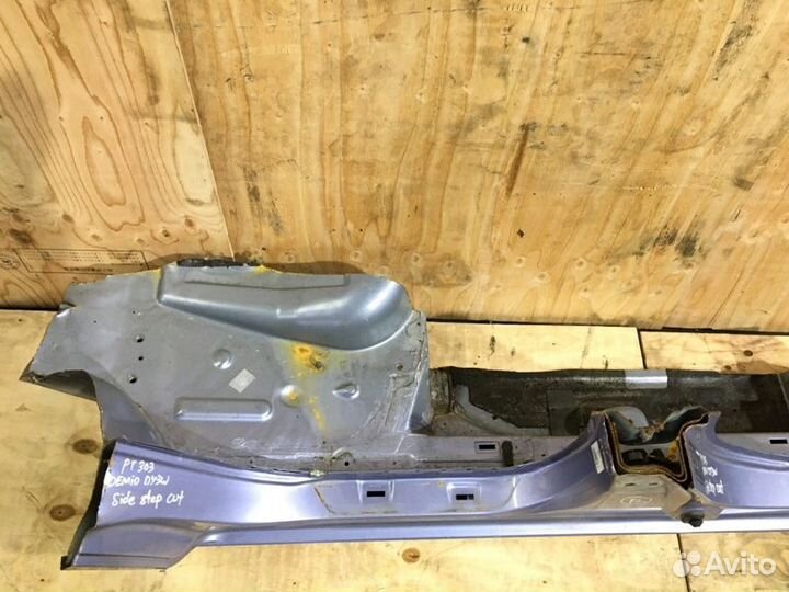 Порог правый Mazda Demio DY3W zjve 2006