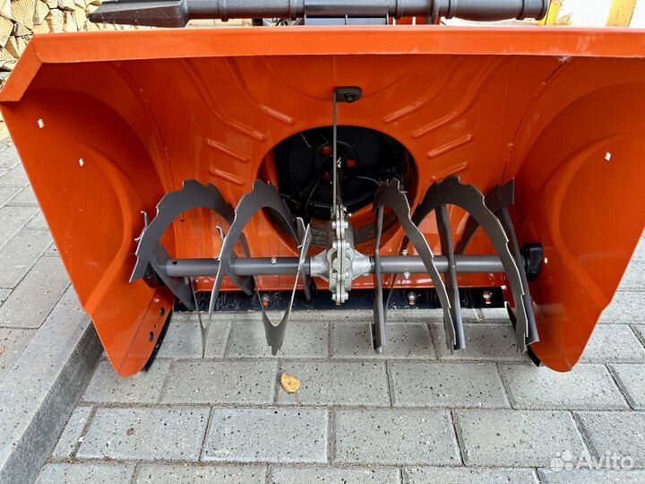 Снегоуборщик Husqvarna ST 227P