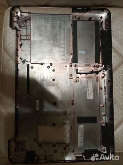 Нижняя часть корпуса (поддон) ноутбука Asus X555