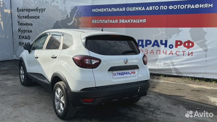 Бачок омывателя лобового стекла Renault Kaptur 289102676R