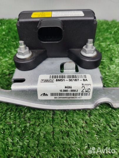 Датчик ускорения Ford Focus хэтчбек shda 2010