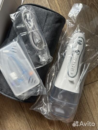 Ирригатор для полости рта портативный