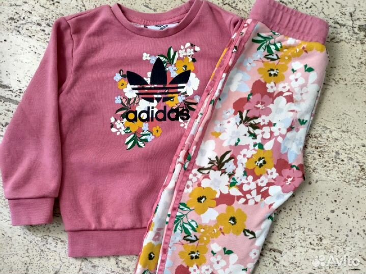 Спортивный костюм для девочки adidas 104