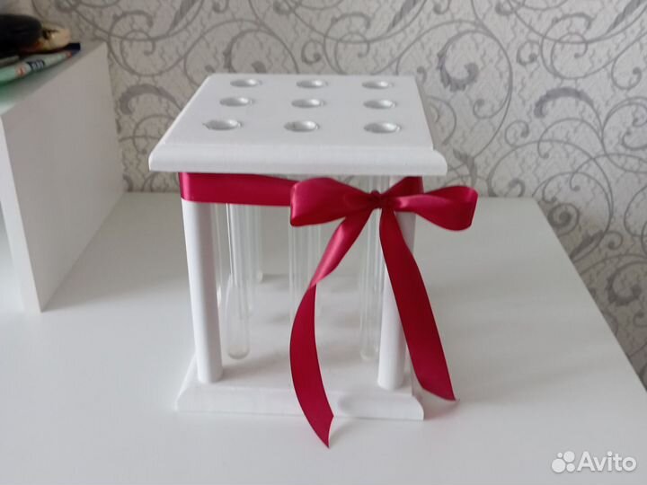 Бокс с колбами для цветов подарочный