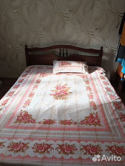 Покрывало на кровать двухспальную комплектом