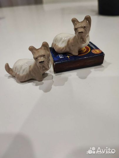 Фарфоровые статуэтки,собака лфз