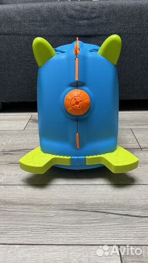 Чемодан на колесах