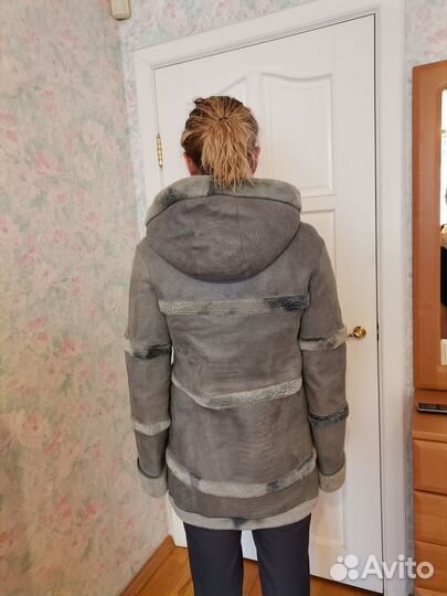 Дубленка женская, р-р 46