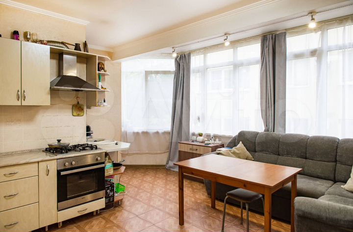 3-к. квартира, 80 м², 3/6 эт.