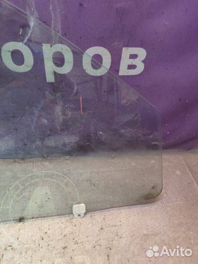 Стекло двери переднее правое Mitsubishi Outlander