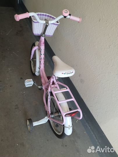 Детский велосипед четырехколесный