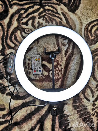 Кольцевая лампа 33см