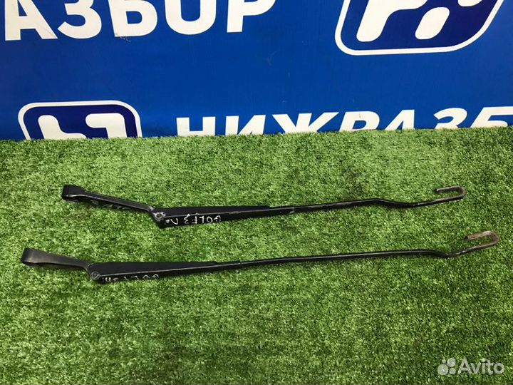 Поводок стеклоочистителя к-кт передний Volkswagen