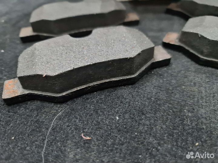 Тормозные колодки задние Mercedes W639