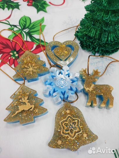 Елочные игрушки из эпоксидной смолы