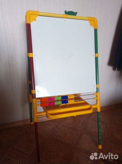 Мольберт детский двухсторонний