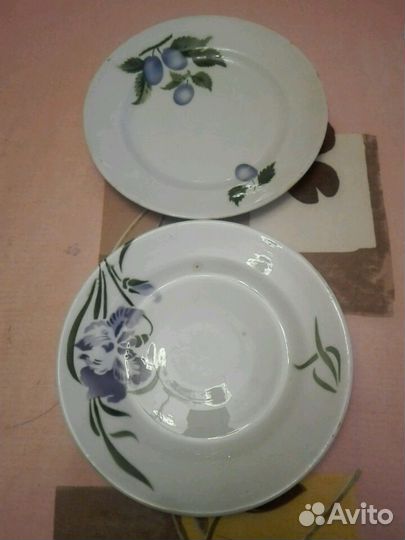 Блюдо и тарелки 1920г