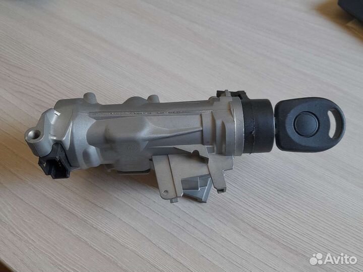 Замок зажигания VW Tiguan