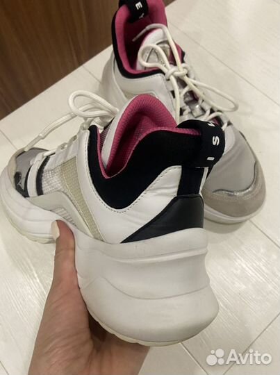 Кроссовки Sisley в отличном состоянии