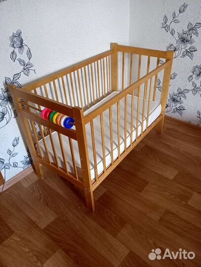 Кровать и матрас