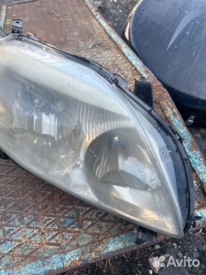 Фара правая corolla 150