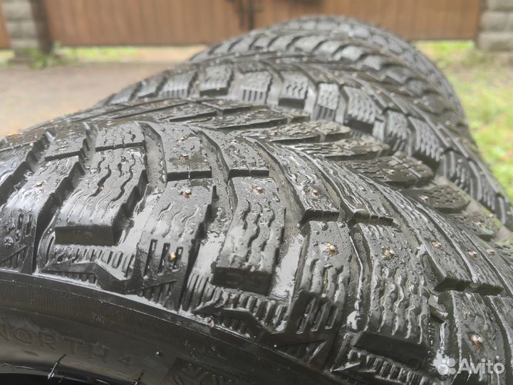 Michelin X-Ice North 4 205/55 R16 94T