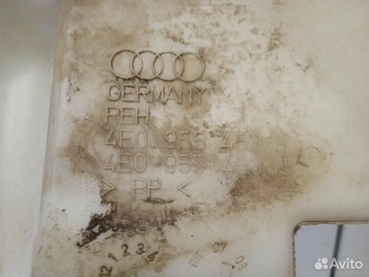 Бачок омывателя лобового стекла Audi S8 D3 2006