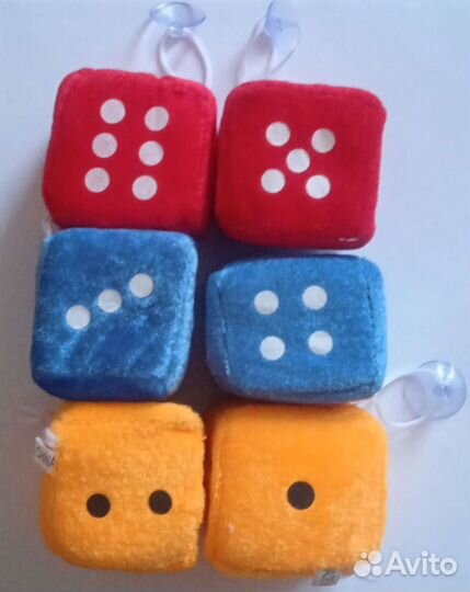 Плюшевые подвески кубики кости