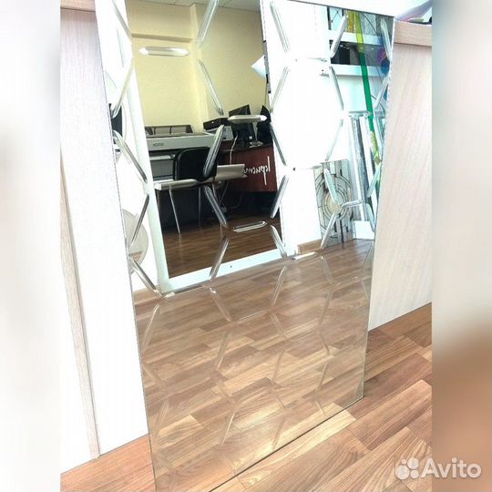 Зеркало с гравировкой