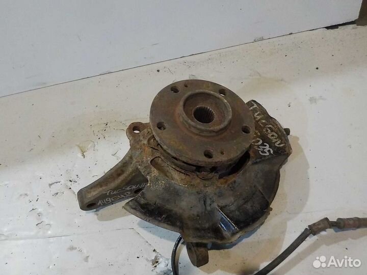 Кулак поворотный передний левый Hyundai Tucson