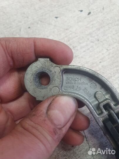 Поводок заднего дворника Ford Focus III (2011—2015