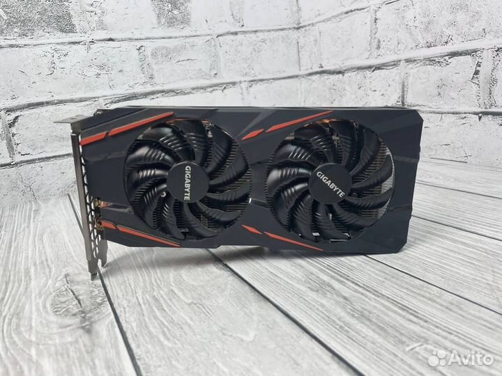 Видеокарта Rx 570 8 gb Gigabyte