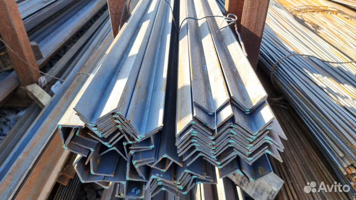 Уголок 25х25х3